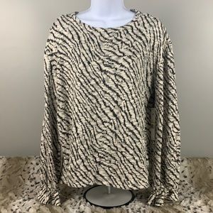 Brand New Sharagano size medium blouse